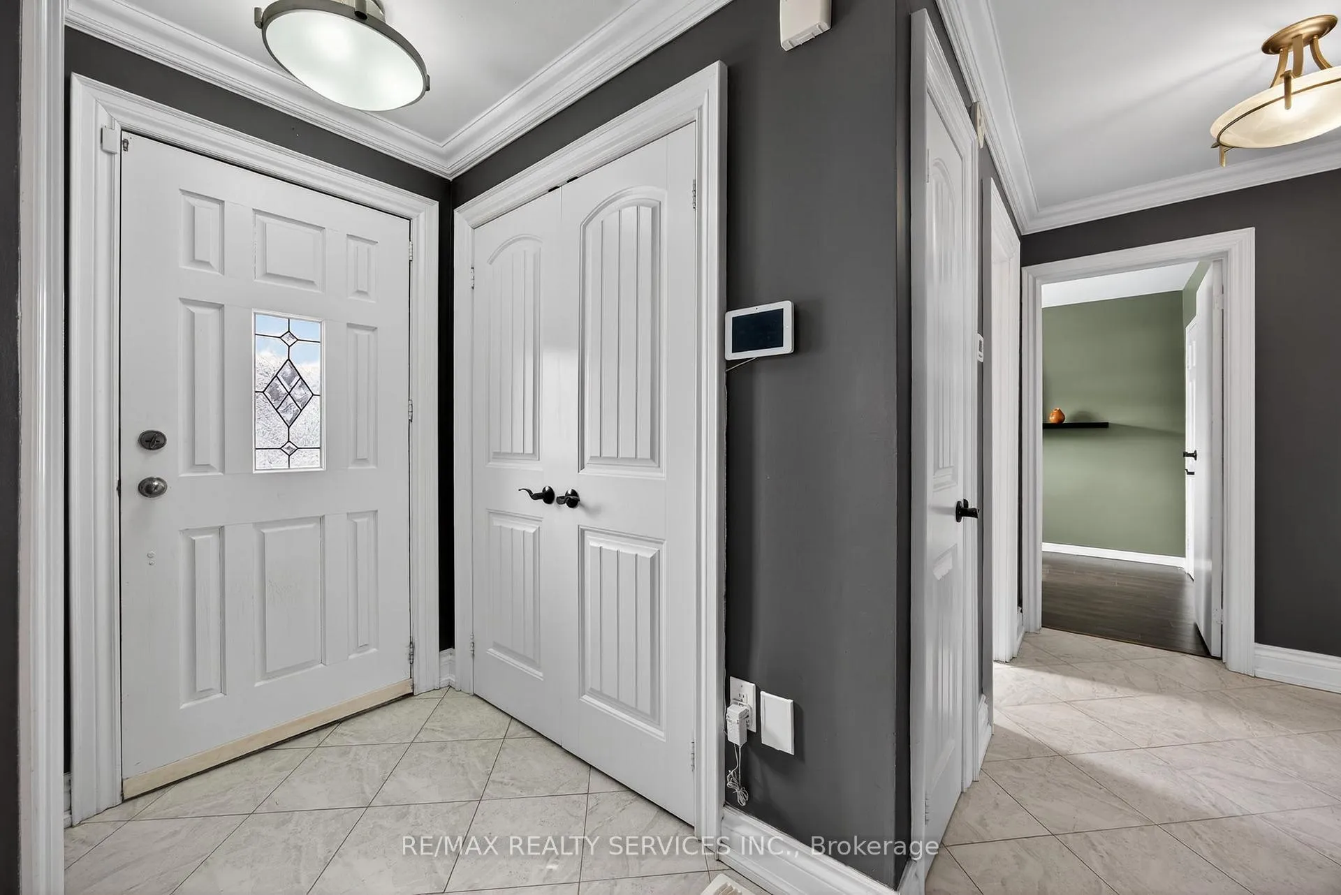 Photo 7 of 64 River Drive, Halton Hills, Georgetown — HOMEH
