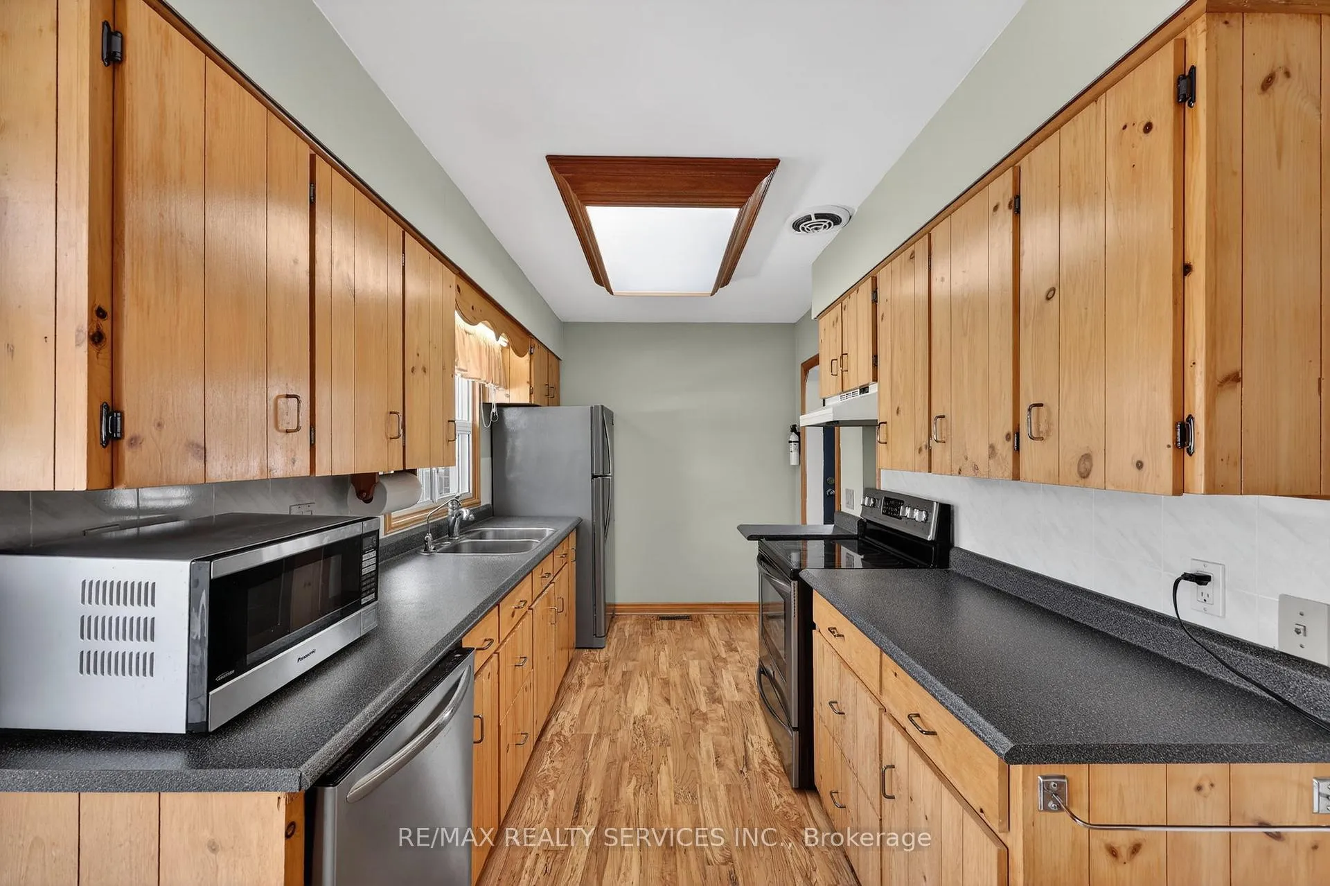 Photo 13 of 64 River Drive, Halton Hills, Georgetown — HOMEH