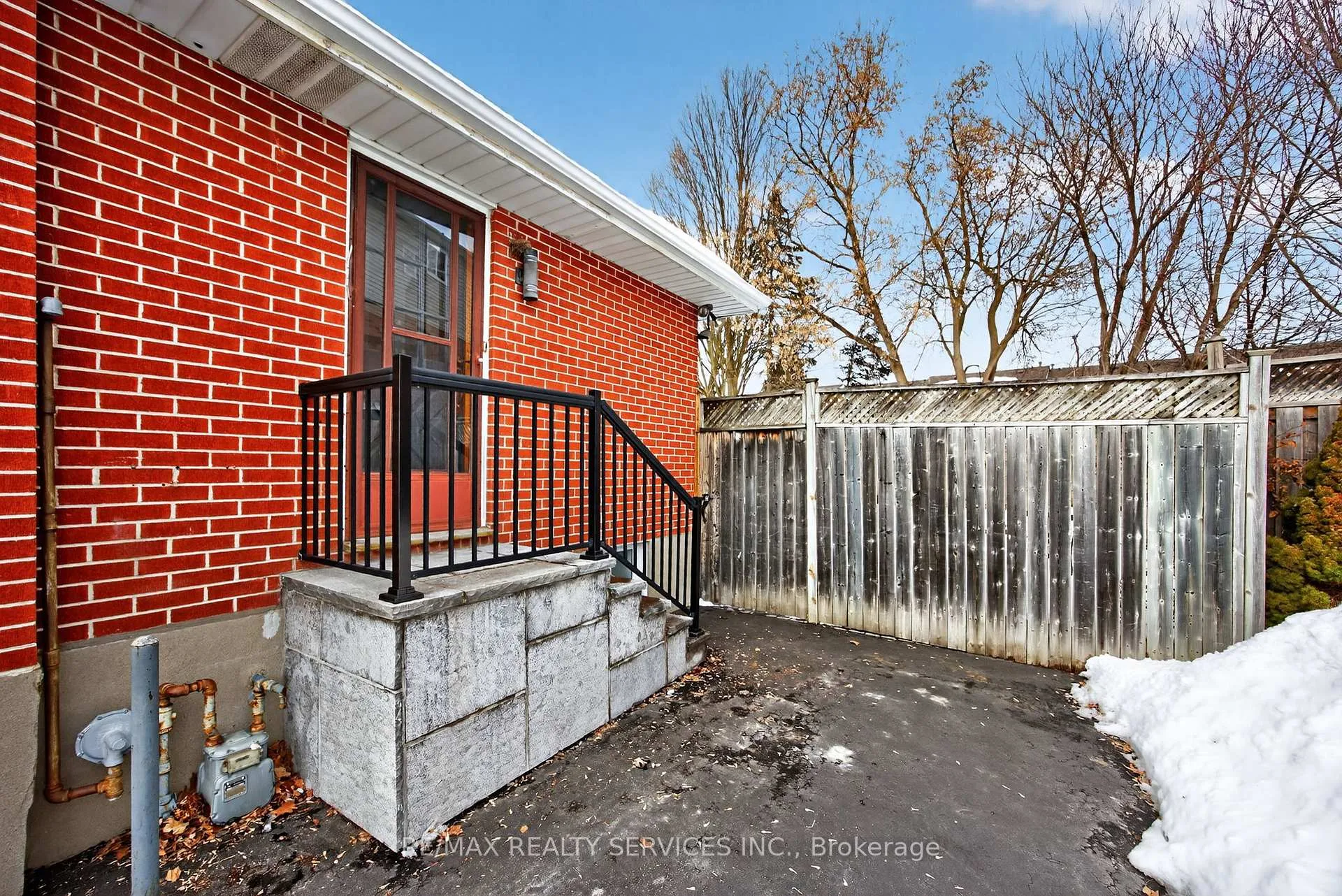 Photo 40 of 64 River Drive, Halton Hills, Georgetown — HOMEH