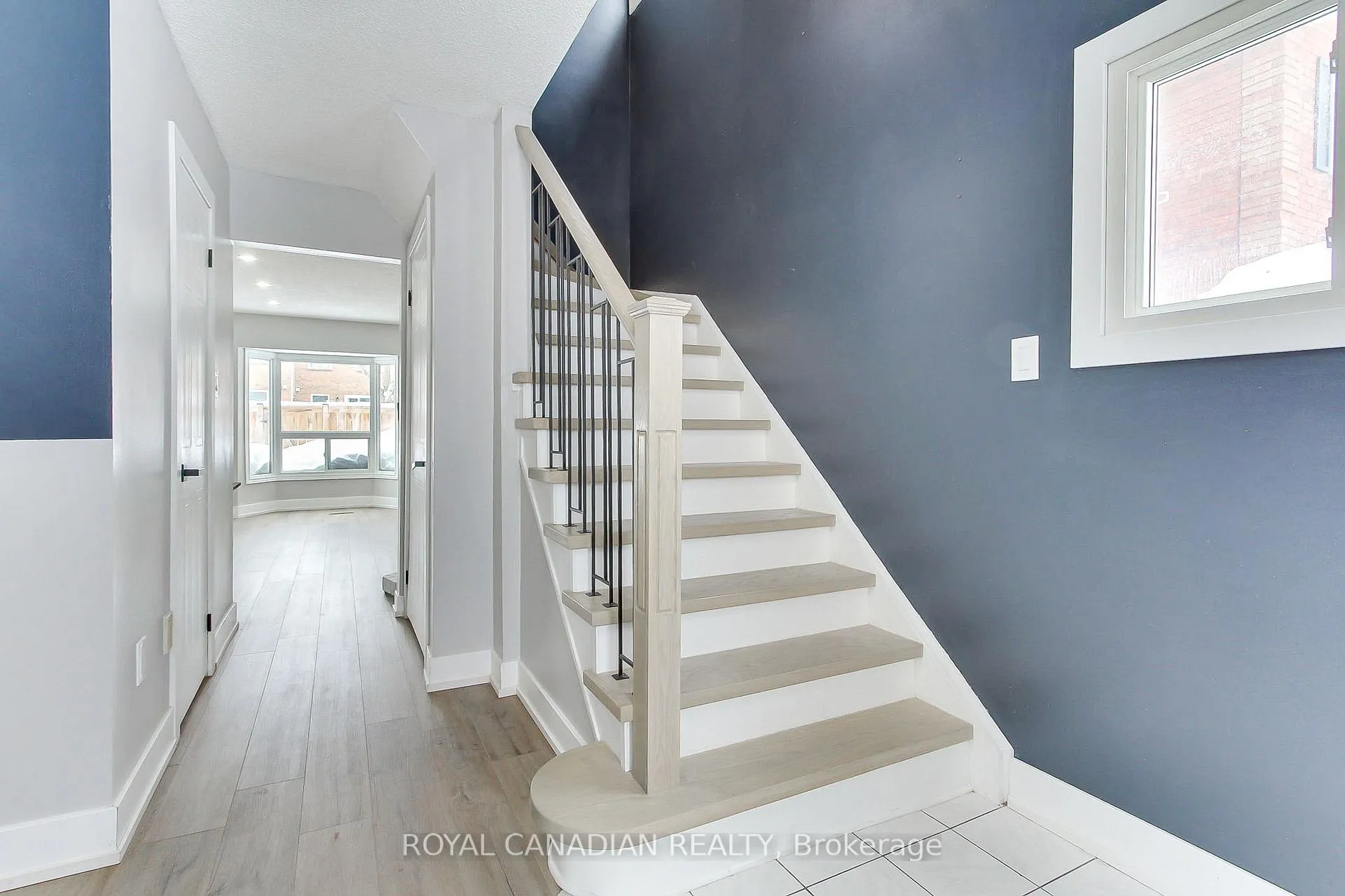 Photo 9 of Unit 50, 165 Kozlov Street, Barrie, Sunnidale — HOMEH