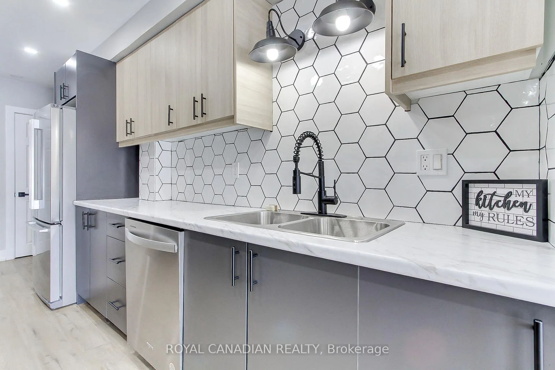 Photo 14 of Unit 50, 165 Kozlov Street, Barrie, Sunnidale — HOMEH