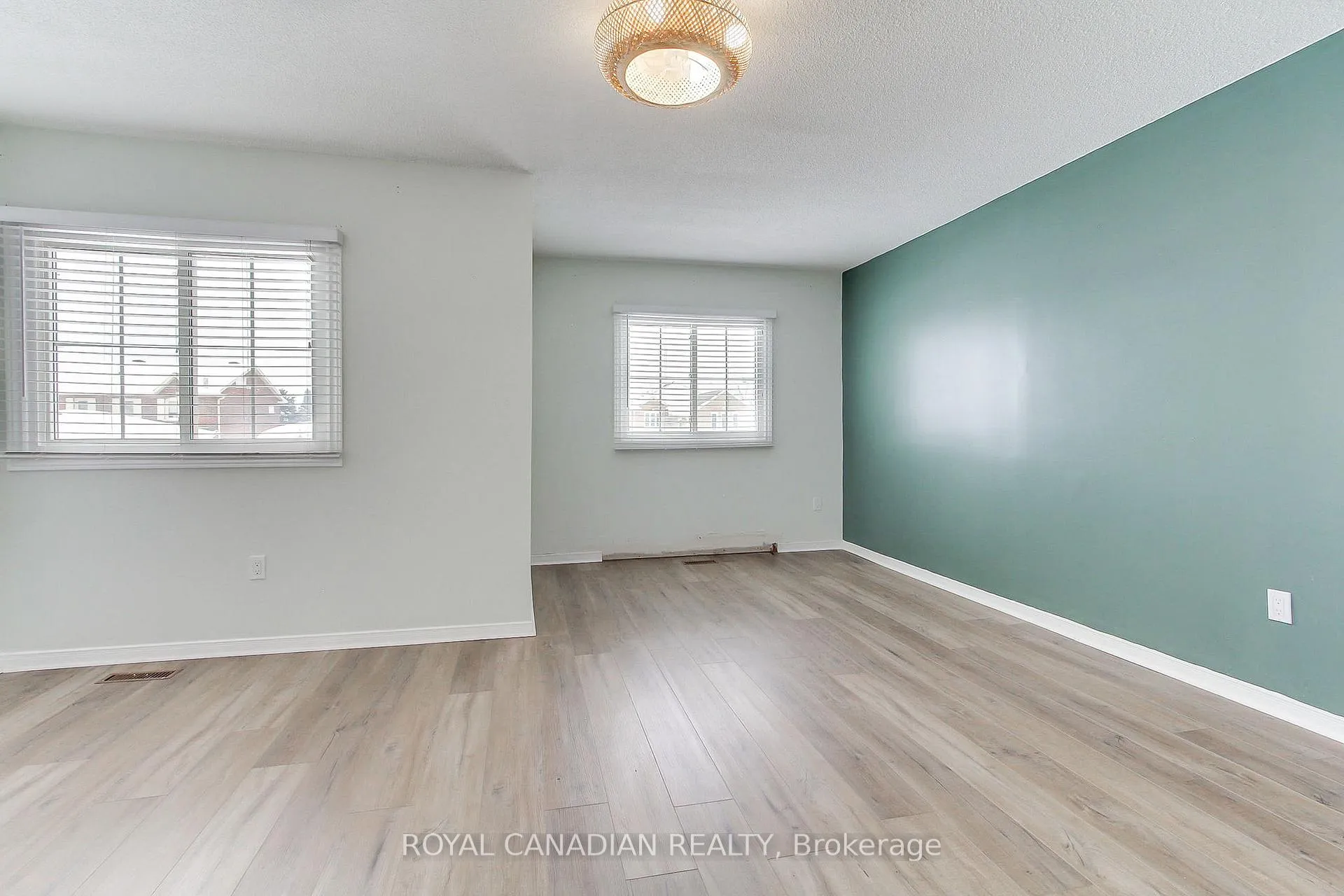 Photo 30 of Unit 50, 165 Kozlov Street, Barrie, Sunnidale — HOMEH