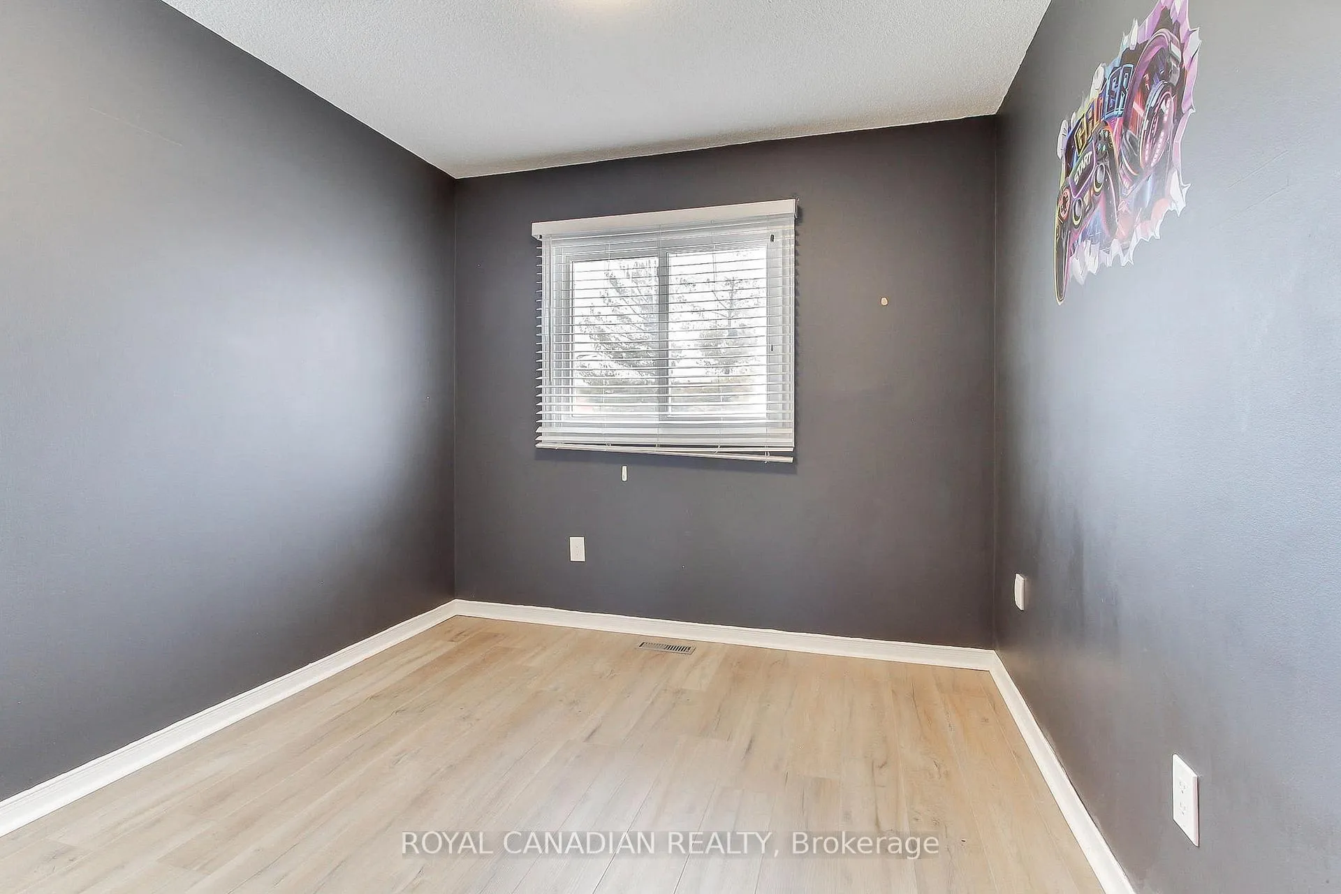Photo 37 of Unit 50, 165 Kozlov Street, Barrie, Sunnidale — HOMEH
