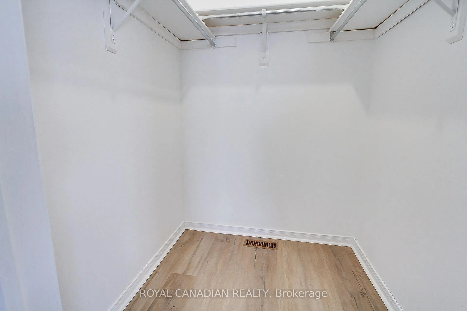 Photo 42 of Unit 50, 165 Kozlov Street, Barrie, Sunnidale — HOMEH