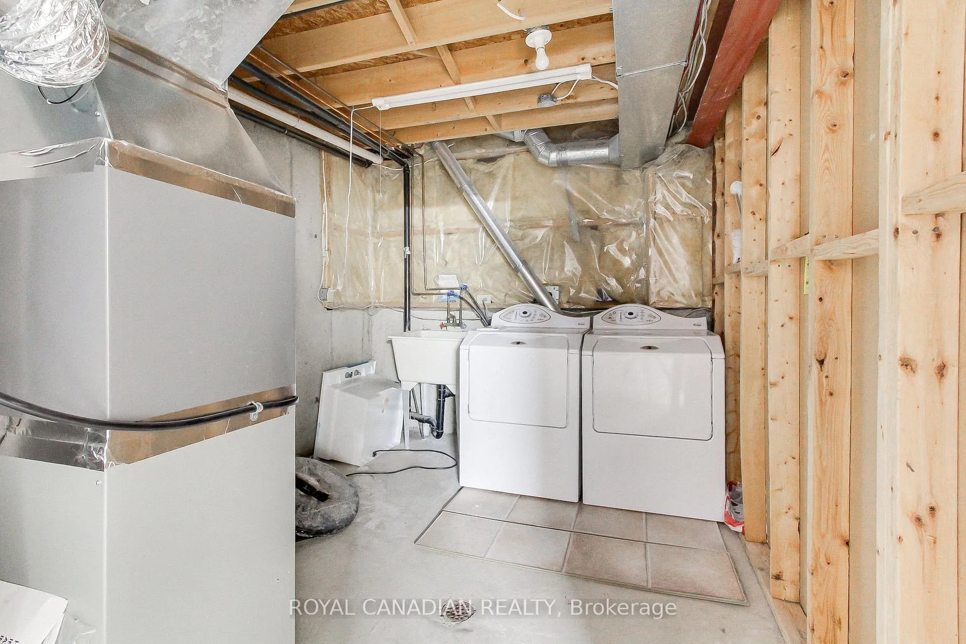 Photo 46 of Unit 50, 165 Kozlov Street, Barrie, Sunnidale — HOMEH