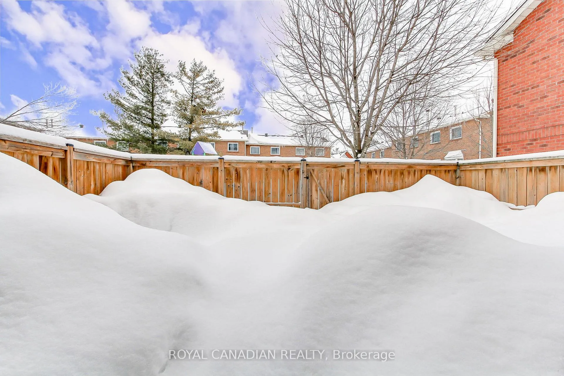 Photo 47 of Unit 50, 165 Kozlov Street, Barrie, Sunnidale — HOMEH