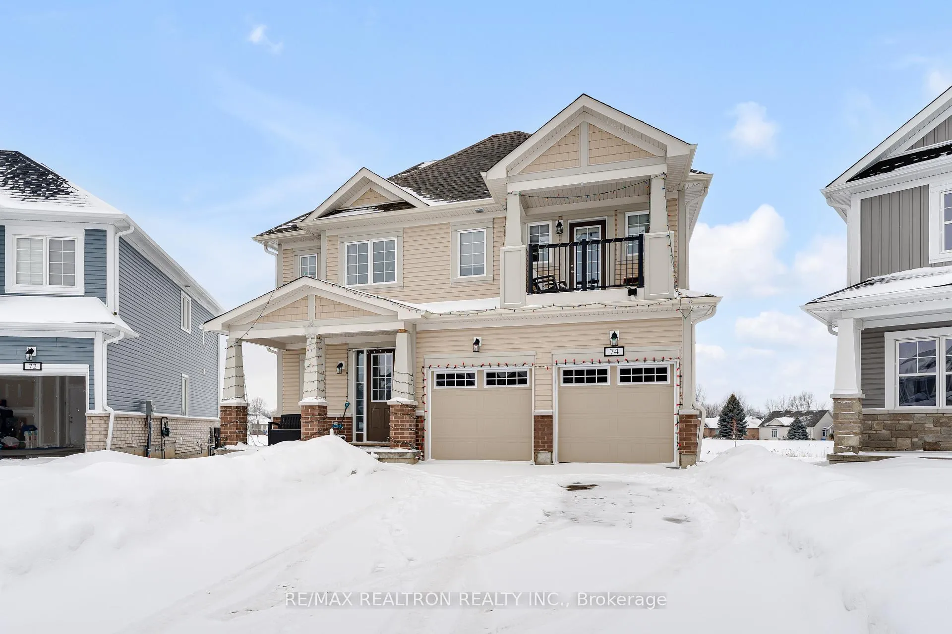 Front of 74 Golf Links Drive