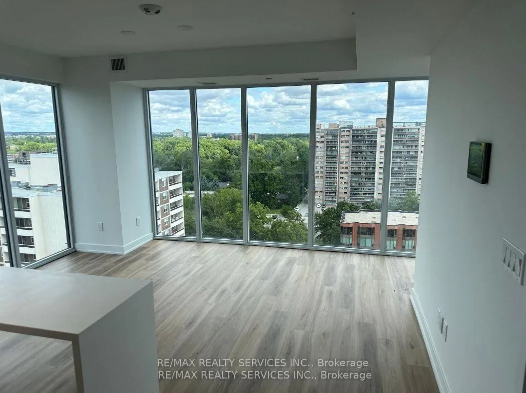 Photo 4 of Unit 1302, 370 Martha Street, Burlington, Brant — HOMEH