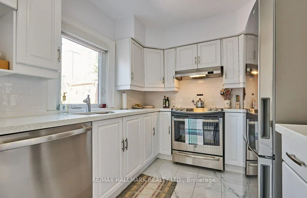 Photo 9 of 10 Elm Road, Toronto, Lawrence Park North — HOMEH