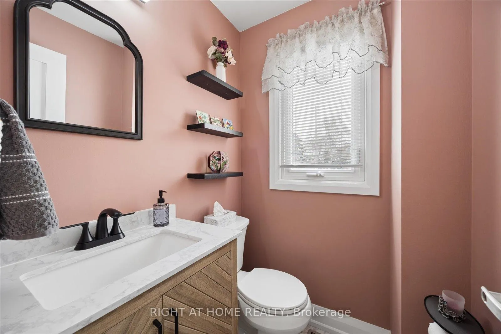 Photo 16 of 266 Rands Road, Ajax, South West — HOMEH