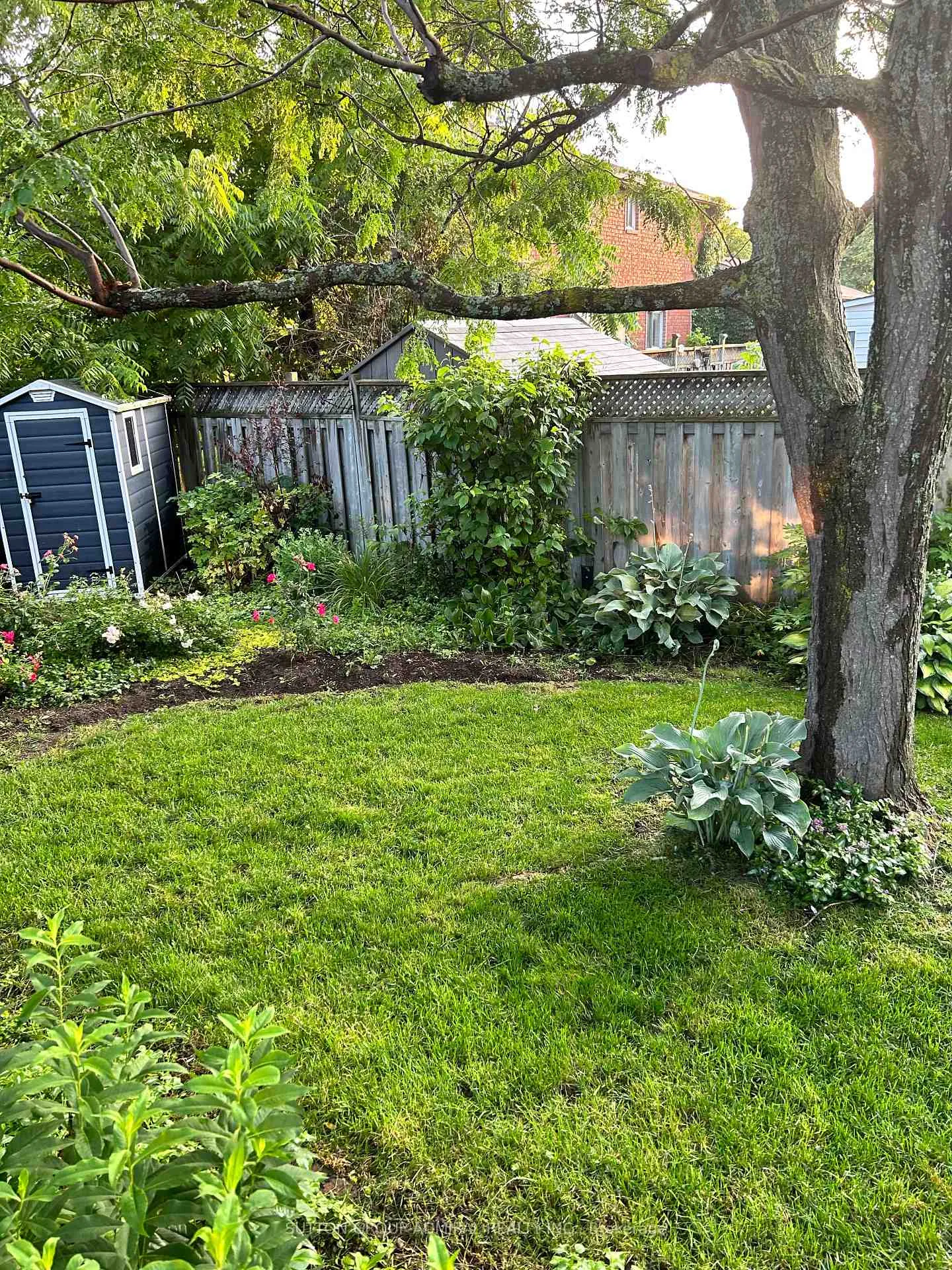 Photo 25 of 4 Irish Lane, Barrie, Grove East — HOMEH