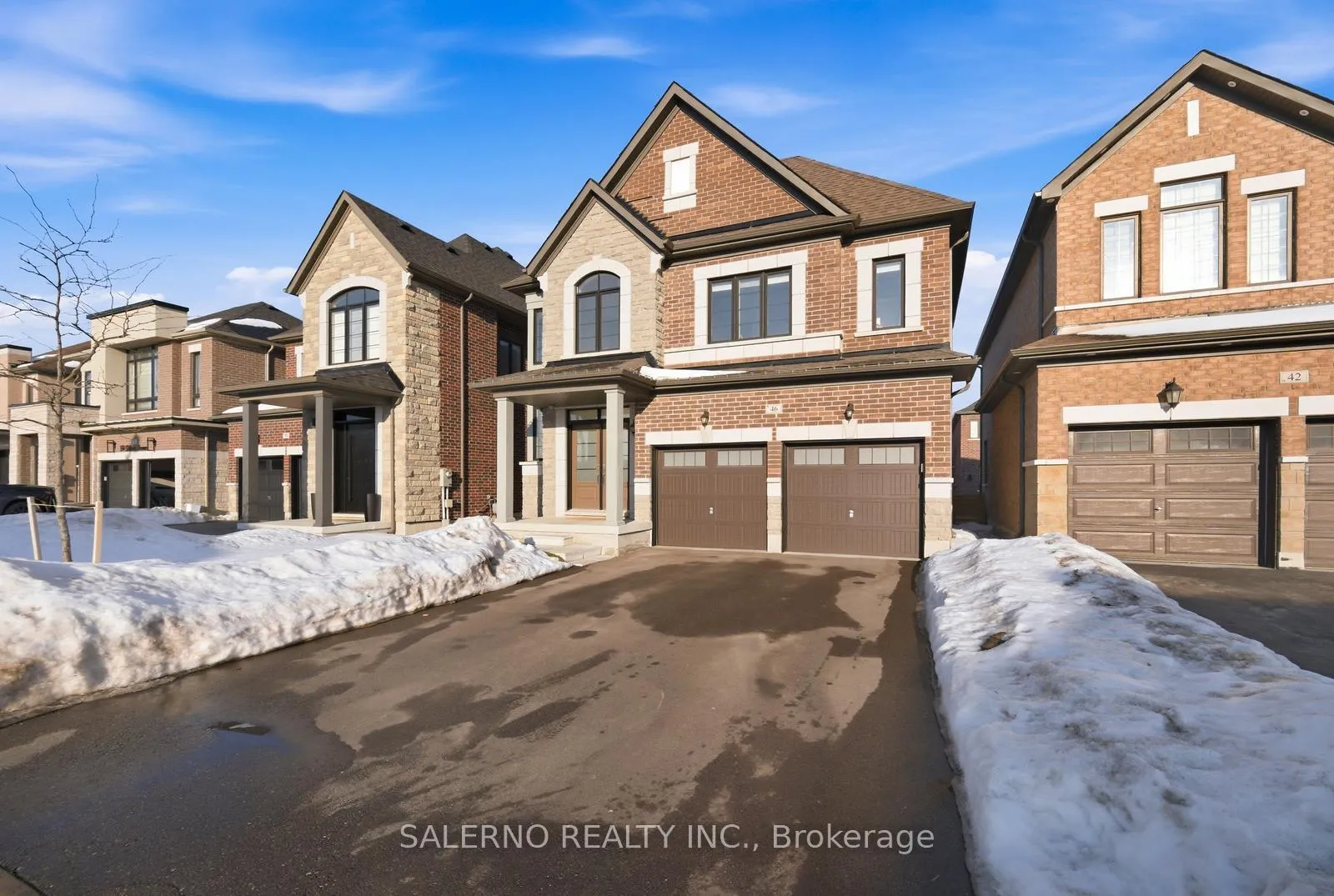 Photo 4 of 46 Stilton Avenue, Vaughan, Kleinburg — HOMEH