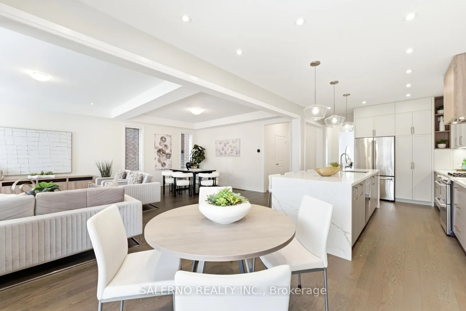 Photo 24 of 46 Stilton Avenue, Vaughan, Kleinburg — HOMEH