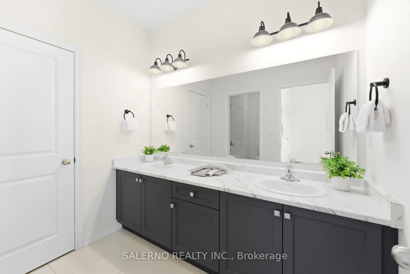 Photo 37 of 46 Stilton Avenue, Vaughan, Kleinburg — HOMEH
