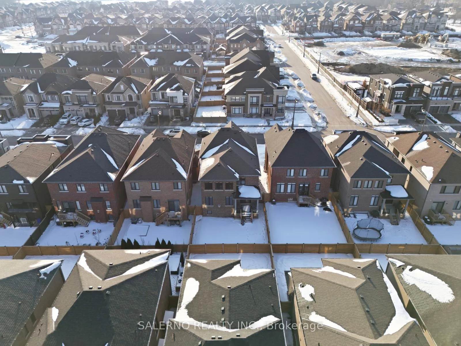 Photo 49 of 46 Stilton Avenue, Vaughan, Kleinburg — HOMEH