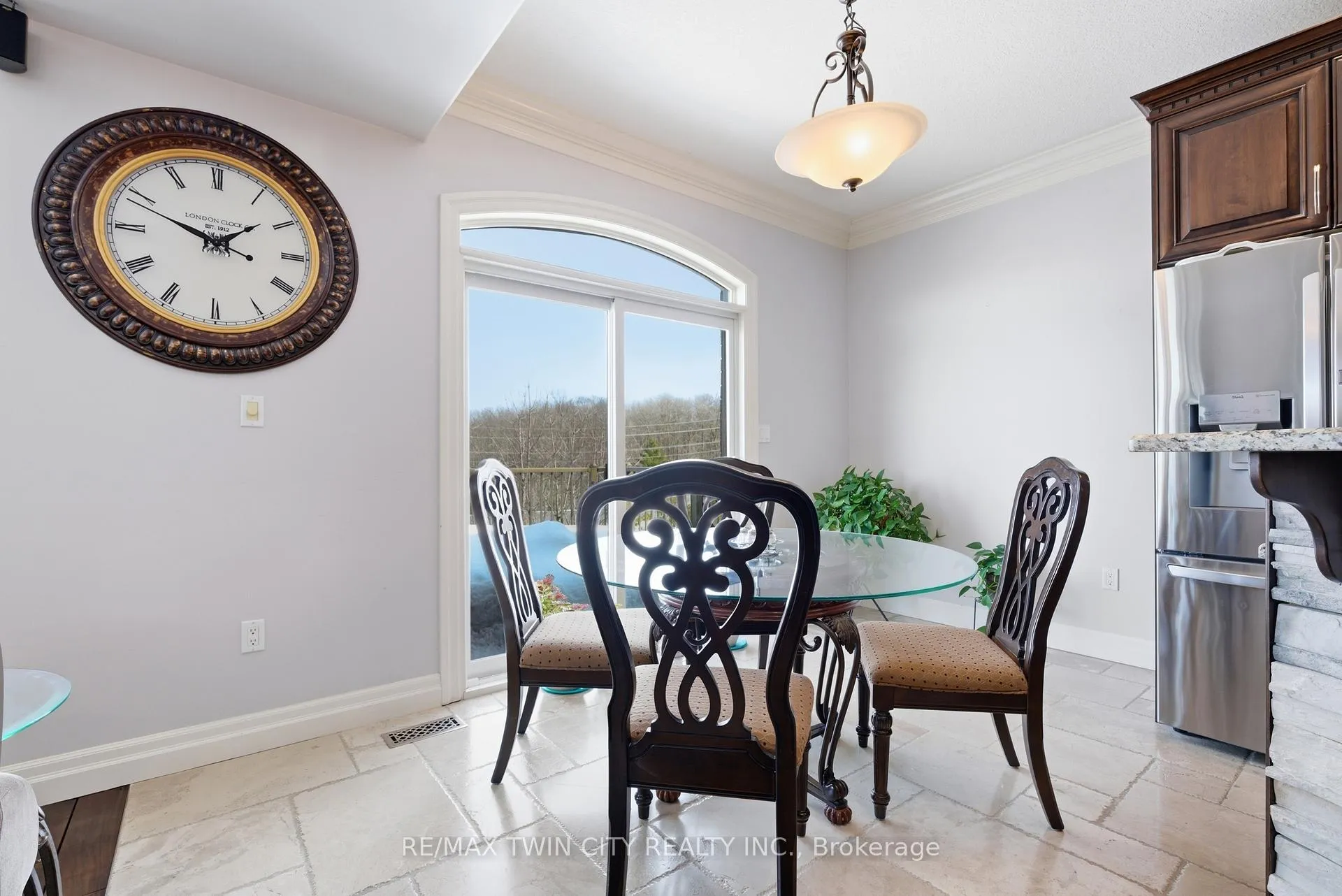 Photo 15 of 59 Newcastle Drive, Kitchener — HOMEH