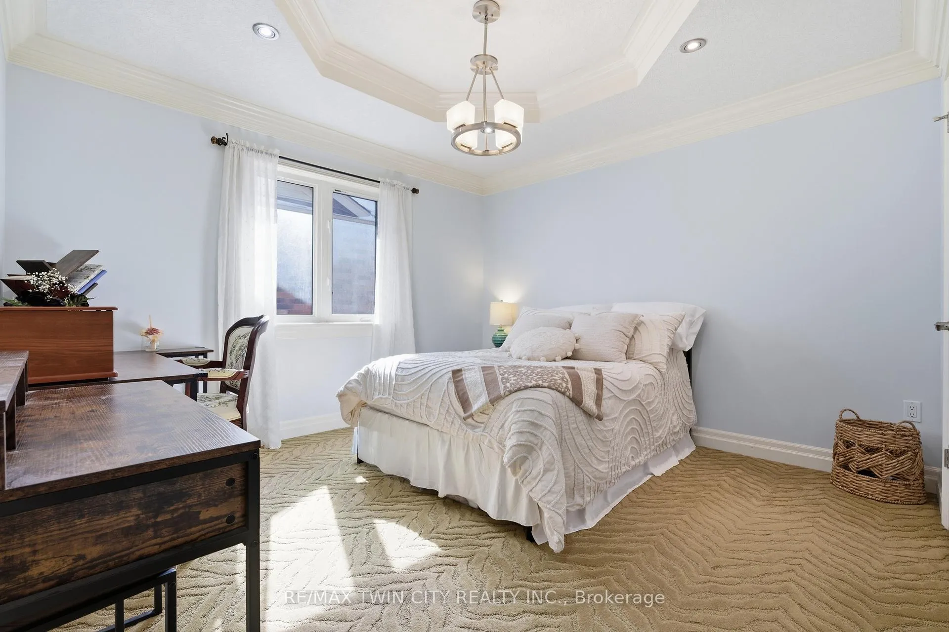 Photo 27 of 59 Newcastle Drive, Kitchener — HOMEH