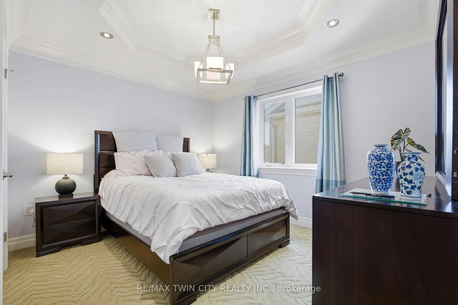 Photo 29 of 59 Newcastle Drive, Kitchener — HOMEH