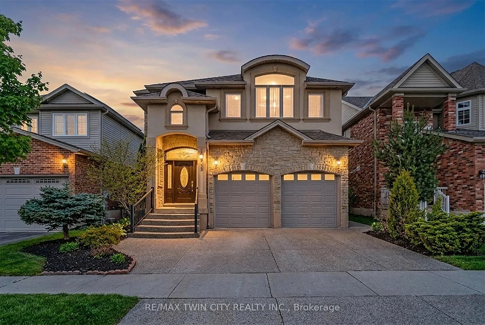 Photo 46 of 59 Newcastle Drive, Kitchener — HOMEH