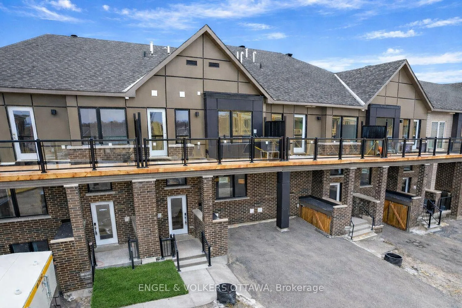 Photo 1 of 227 Speckled Alder Row, Ottawa, Barrhaven - Half Moon Bay — HOMEH