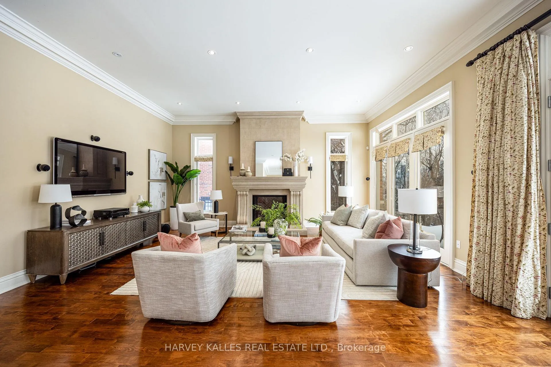 Photo 9 of 34 Hillside Drive, Toronto, Broadview North — HOMEH