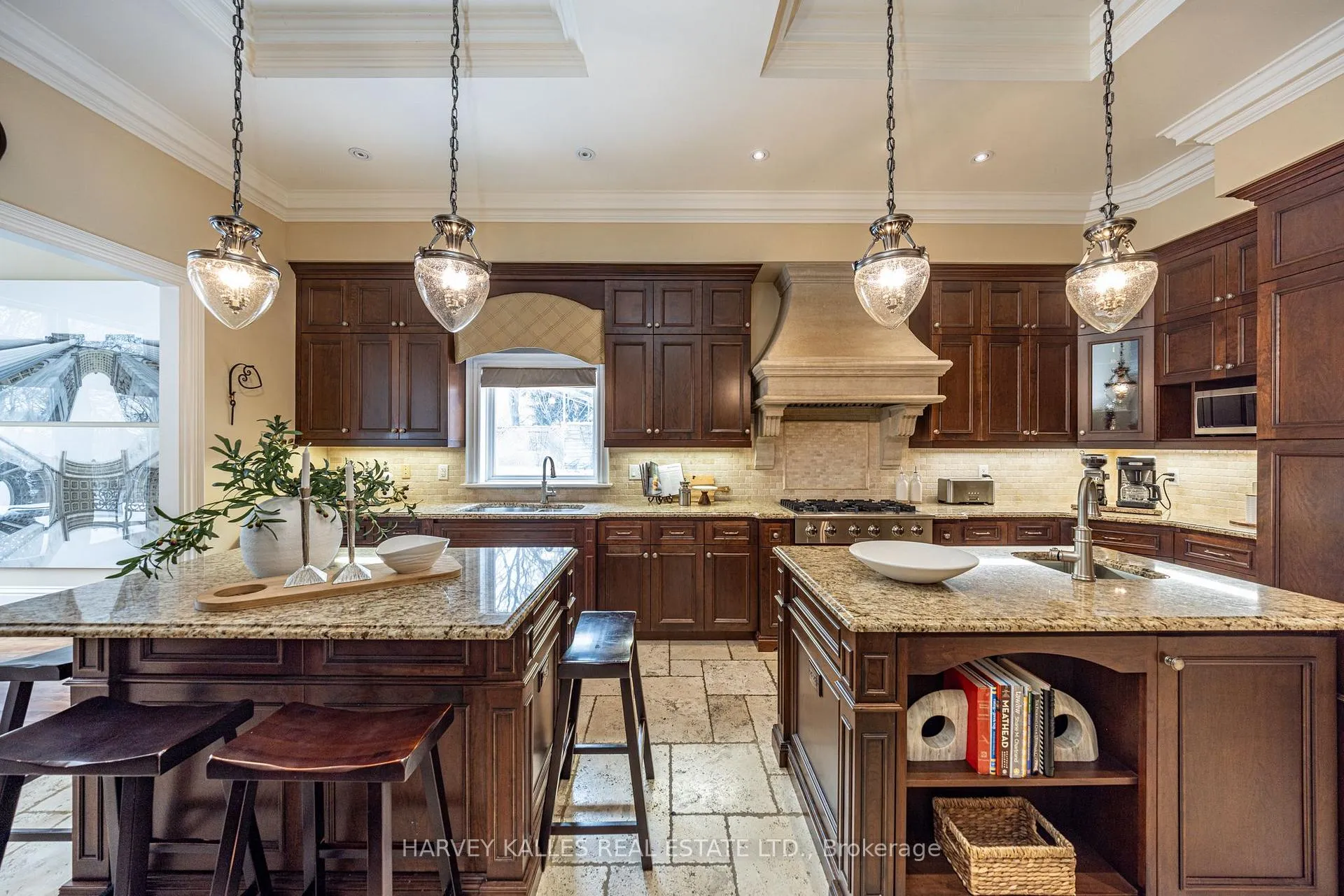 Photo 17 of 34 Hillside Drive, Toronto, Broadview North — HOMEH