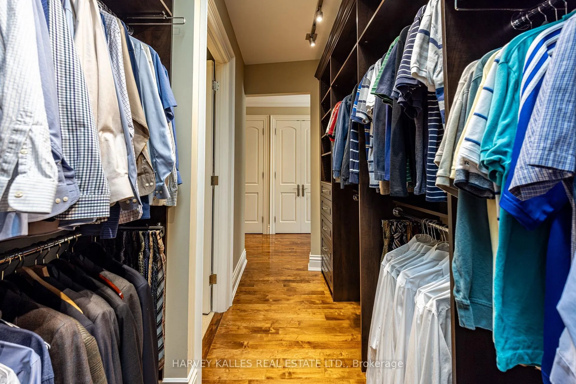 Photo 27 of 34 Hillside Drive, Toronto, Broadview North — HOMEH