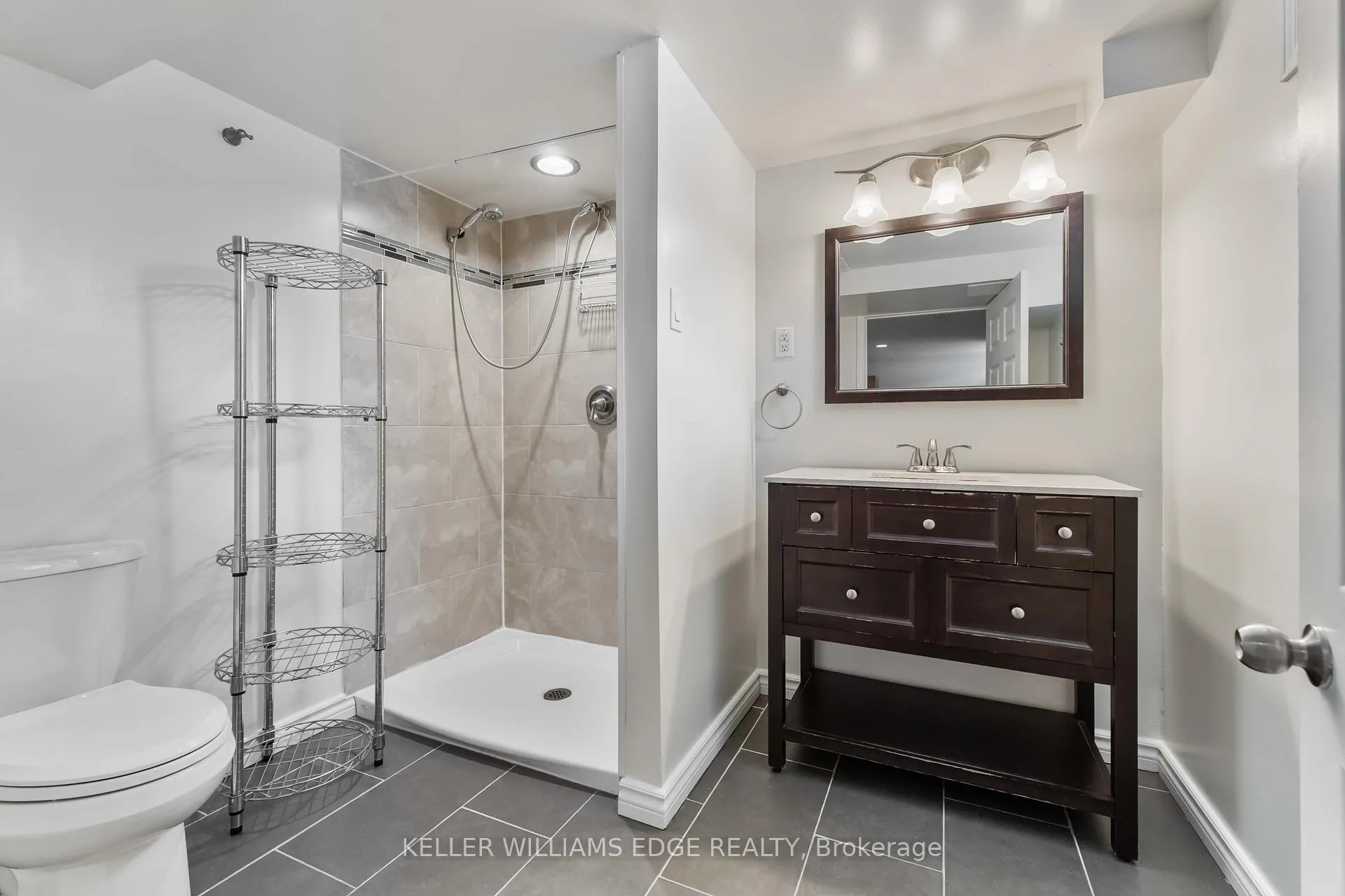Photo 20 of Unit 22, 300 Rexford Drive, Hamilton, Randall — HOMEH