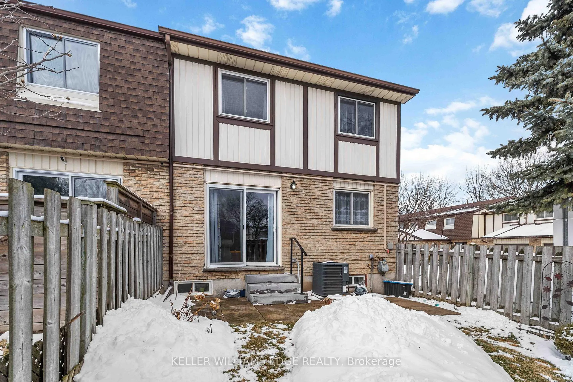 Photo 25 of Unit 22, 300 Rexford Drive, Hamilton, Randall — HOMEH