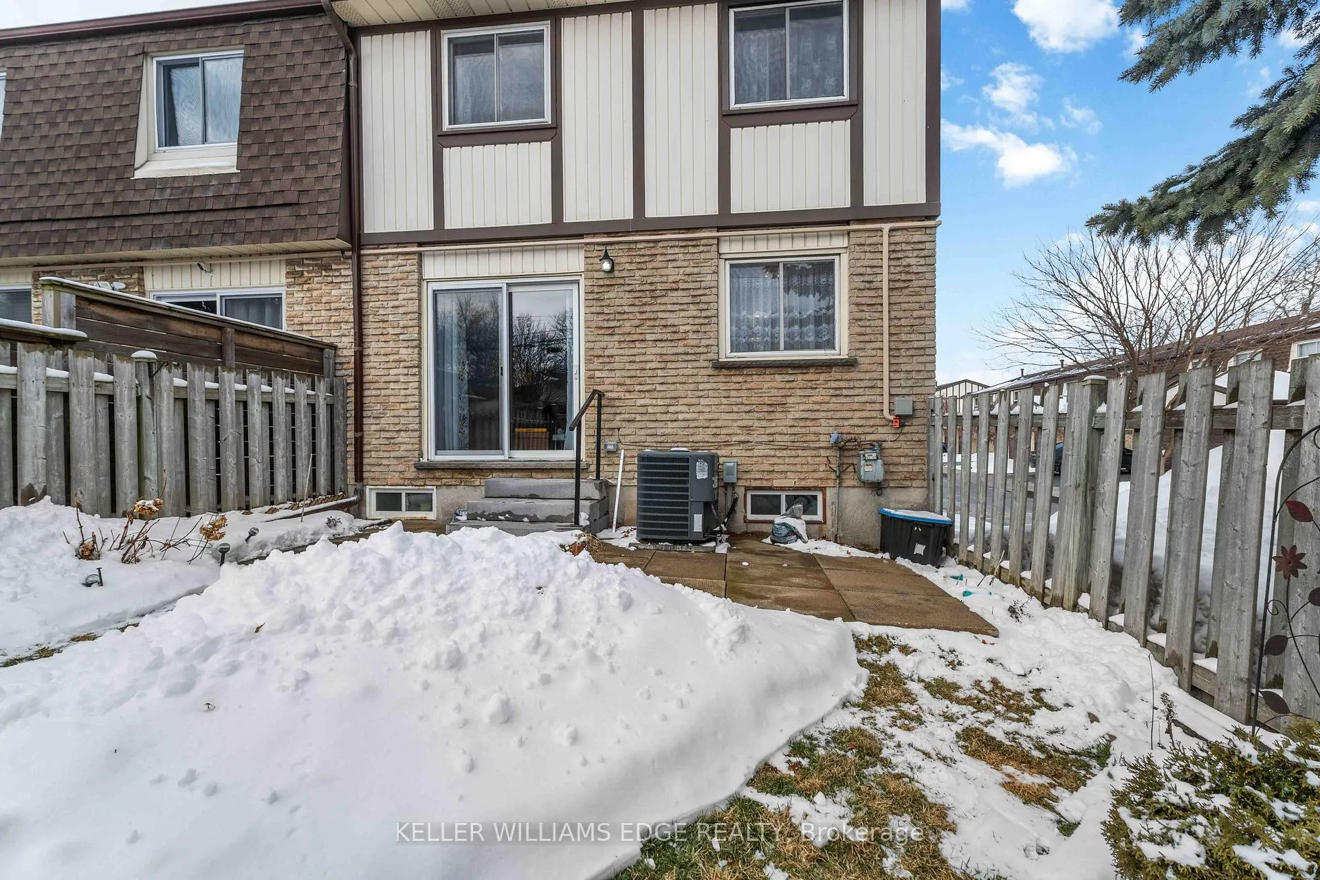 Photo 27 of Unit 22, 300 Rexford Drive, Hamilton, Randall — HOMEH