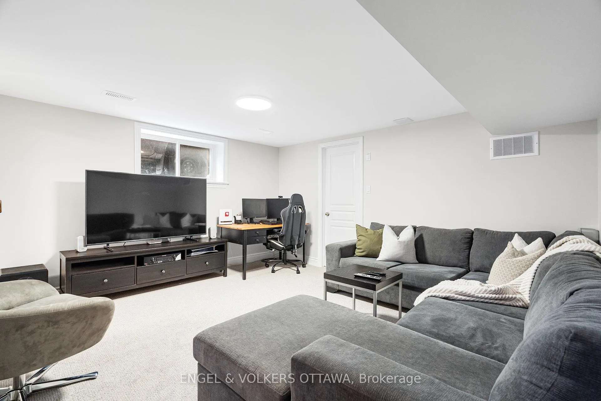 Photo 21 of 2707 Marie Street, Ottawa, Britannia — HOMEH