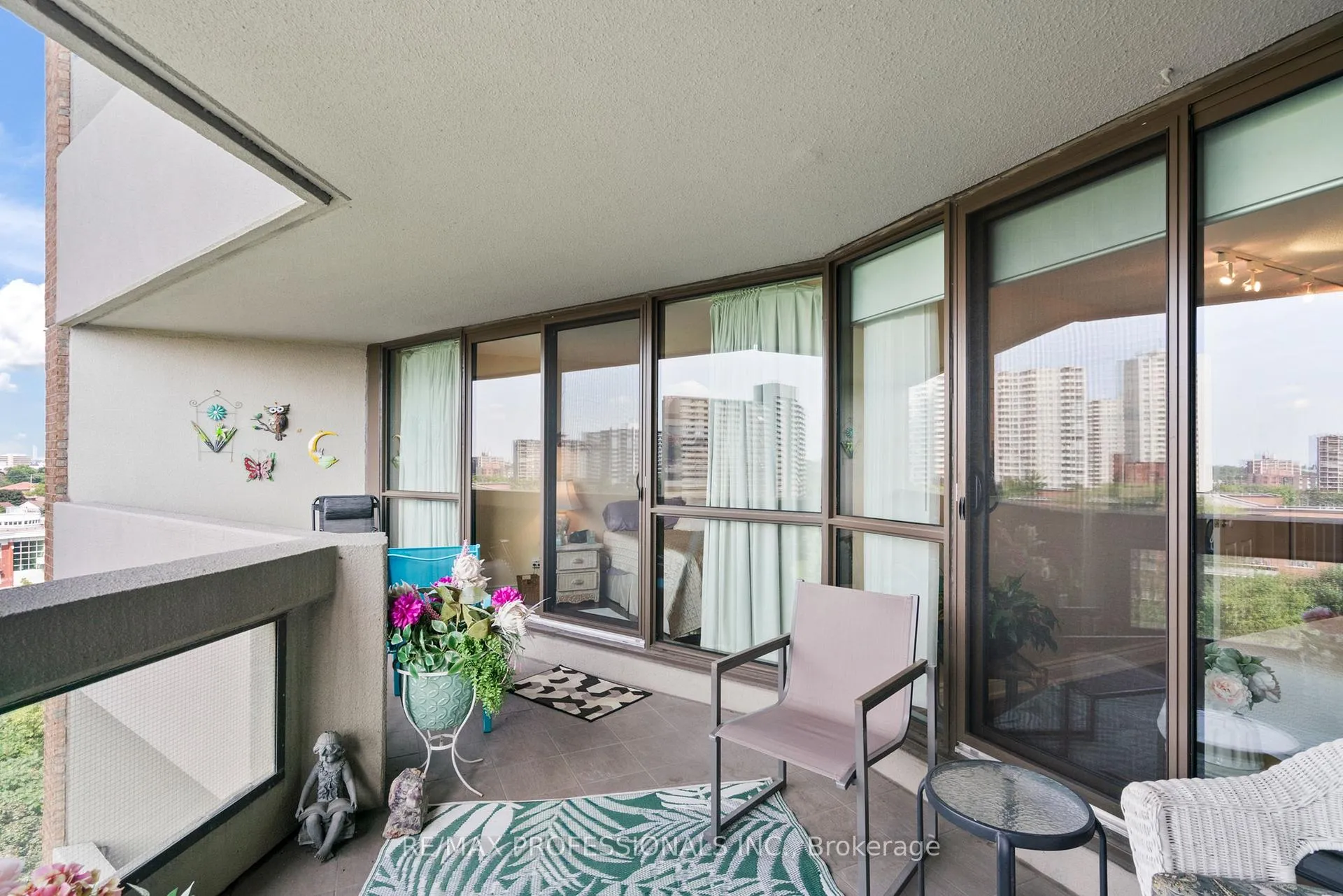 Photo 22 of Unit 808, 2000 Islington Avenue, Etobicoke, Kingsview Village-The Westway — HOMEH