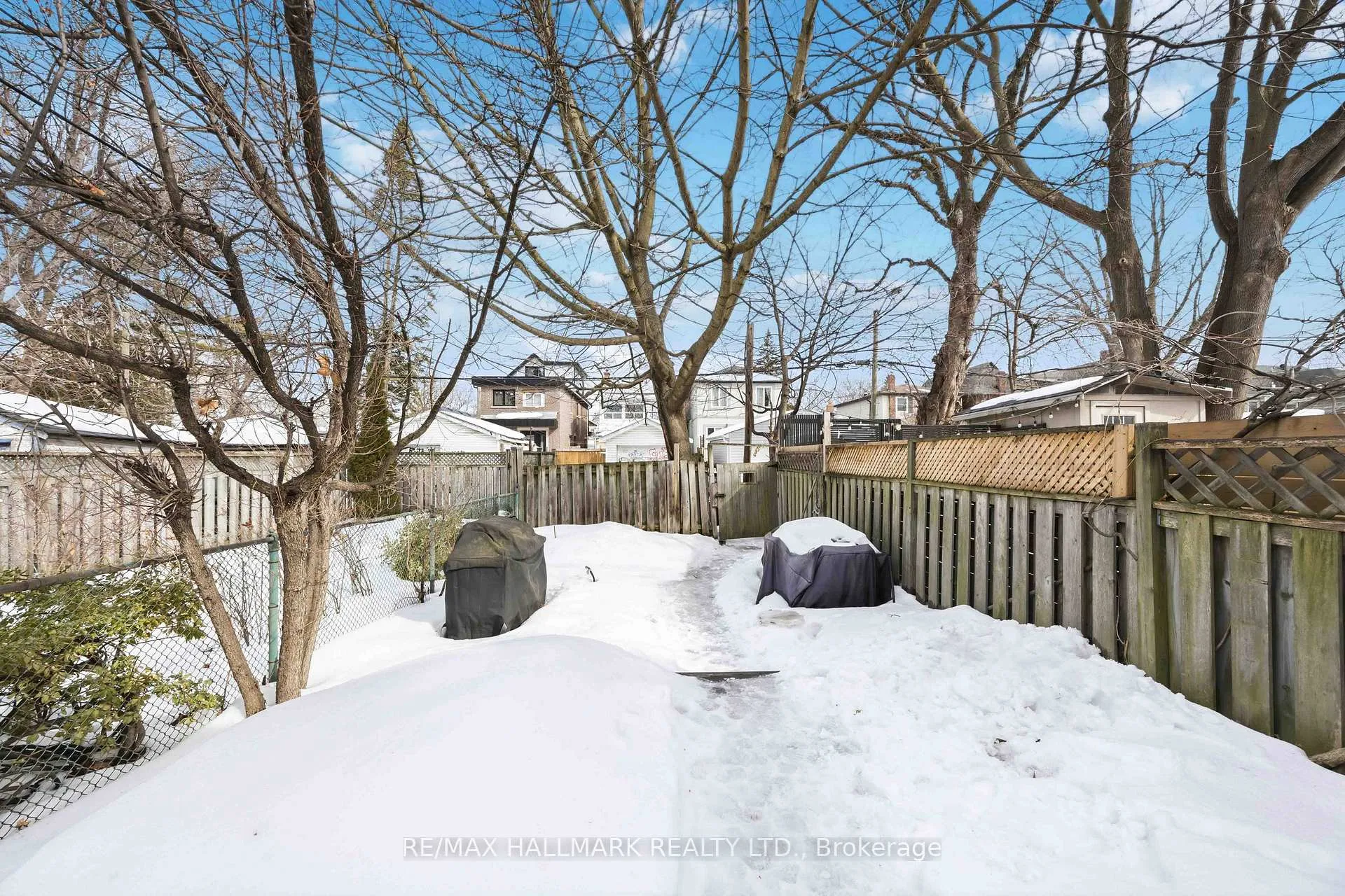 Photo 27 of 95 Chisholm Avenue, Toronto, Woodbine-Lumsden — HOMEH