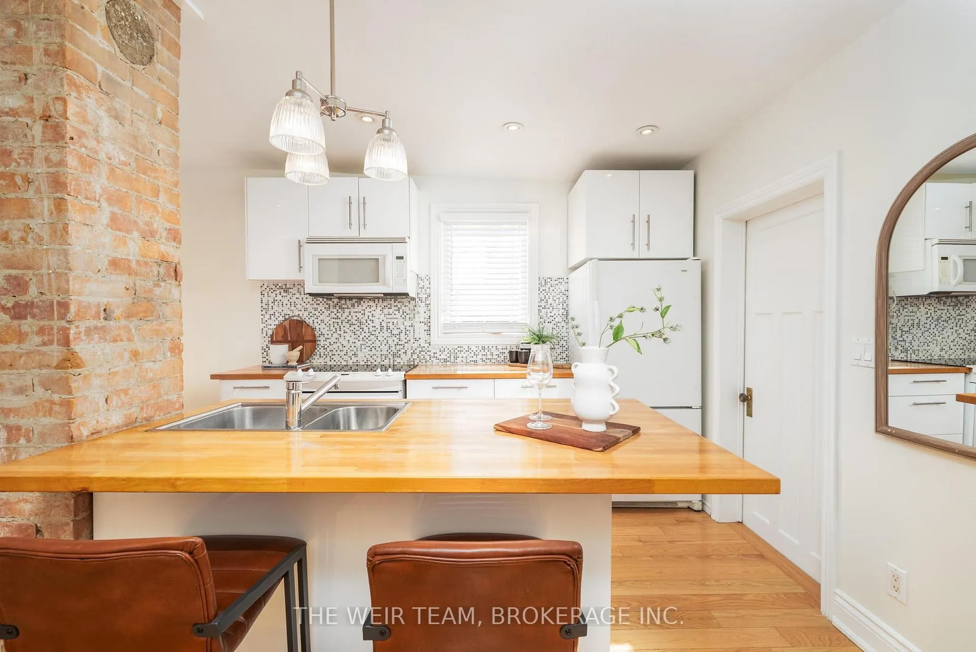 Photo 9 of 10 Eldon Avenue, Toronto, Crescent Town — HOMEH
