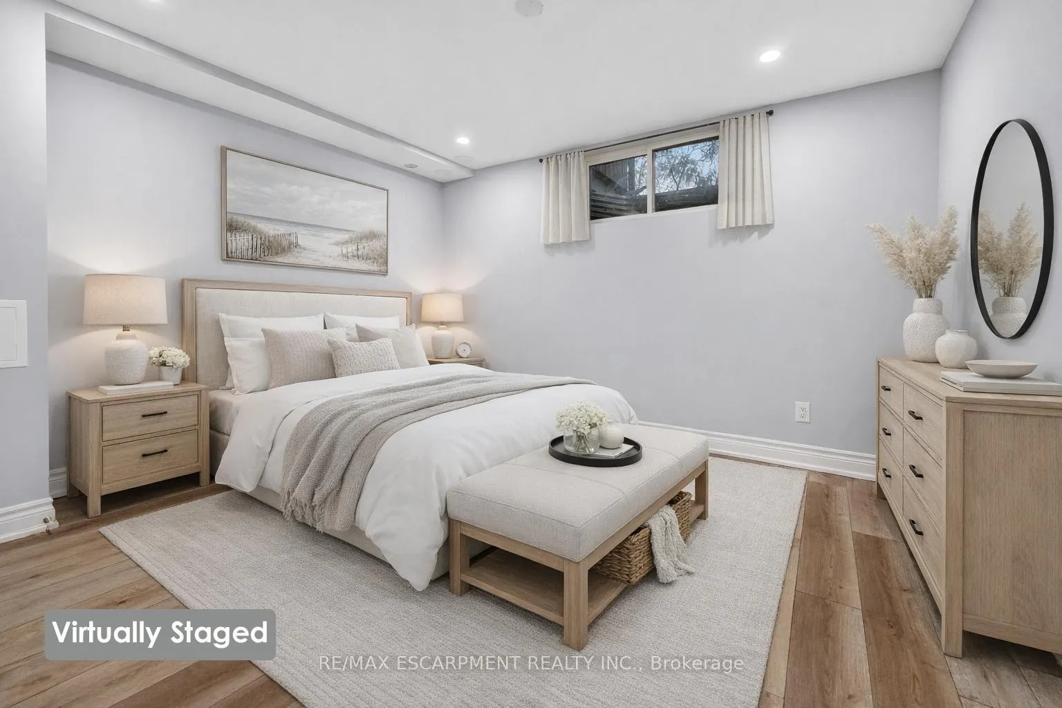 Photo 10 of Unit Lower, 214 Main Street E, Grimsby, Grimsby East — HOMEH
