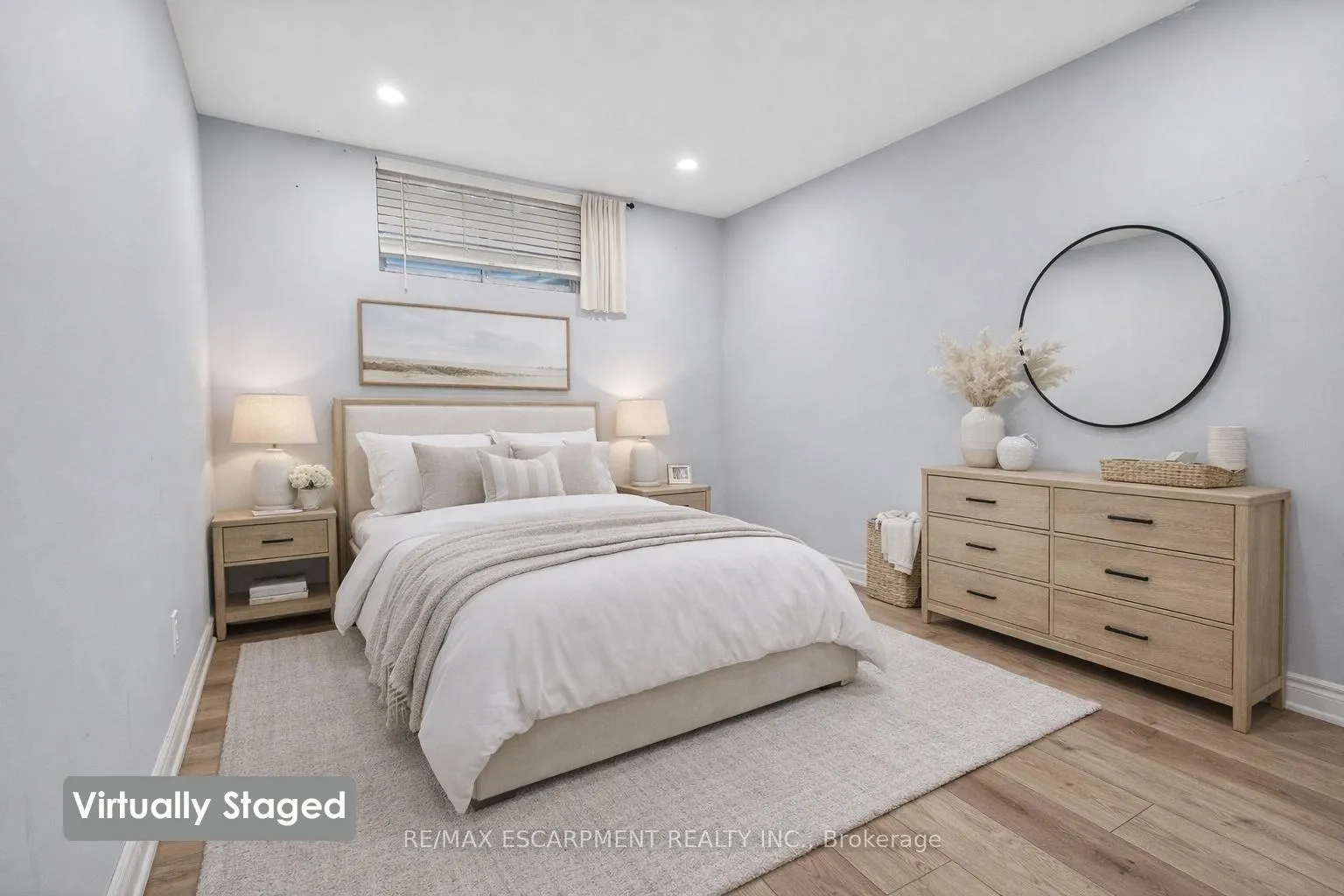 Photo 12 of Unit Lower, 214 Main Street E, Grimsby, Grimsby East — HOMEH