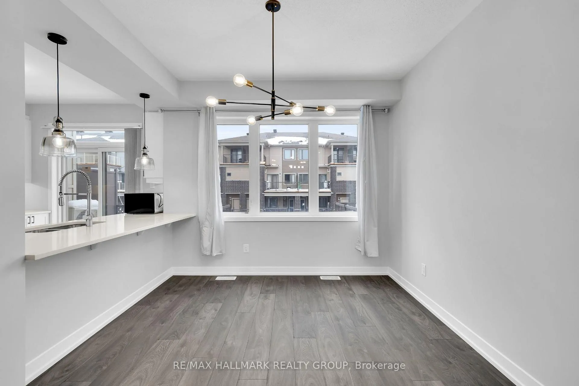 Photo 11 of 233 Anyolite Private, Ottawa, Barrhaven - Heritage Park — HOMEH