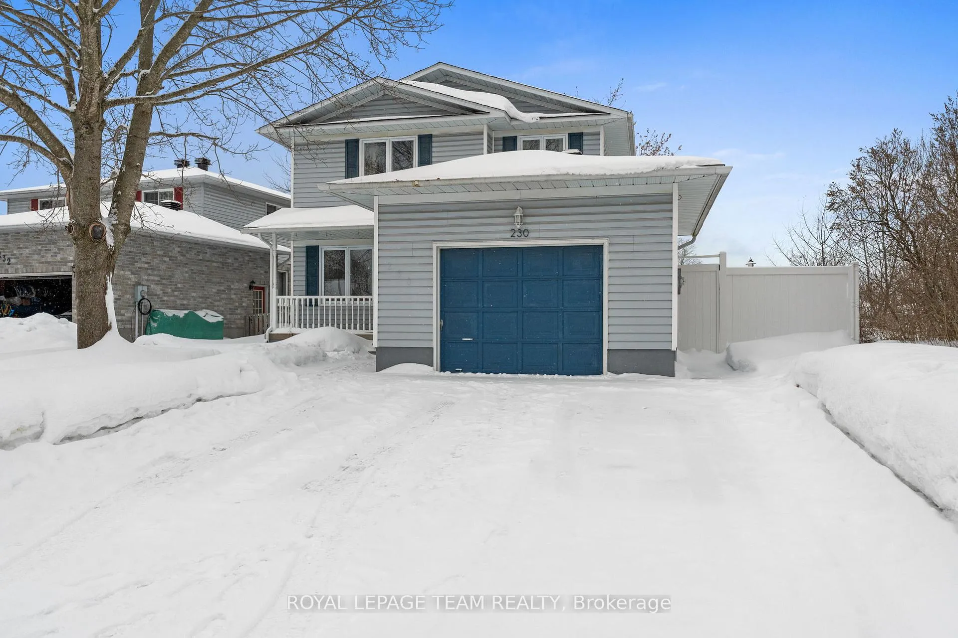 Photo 2 of 230 Allan Street, Smiths Falls — HOMEH