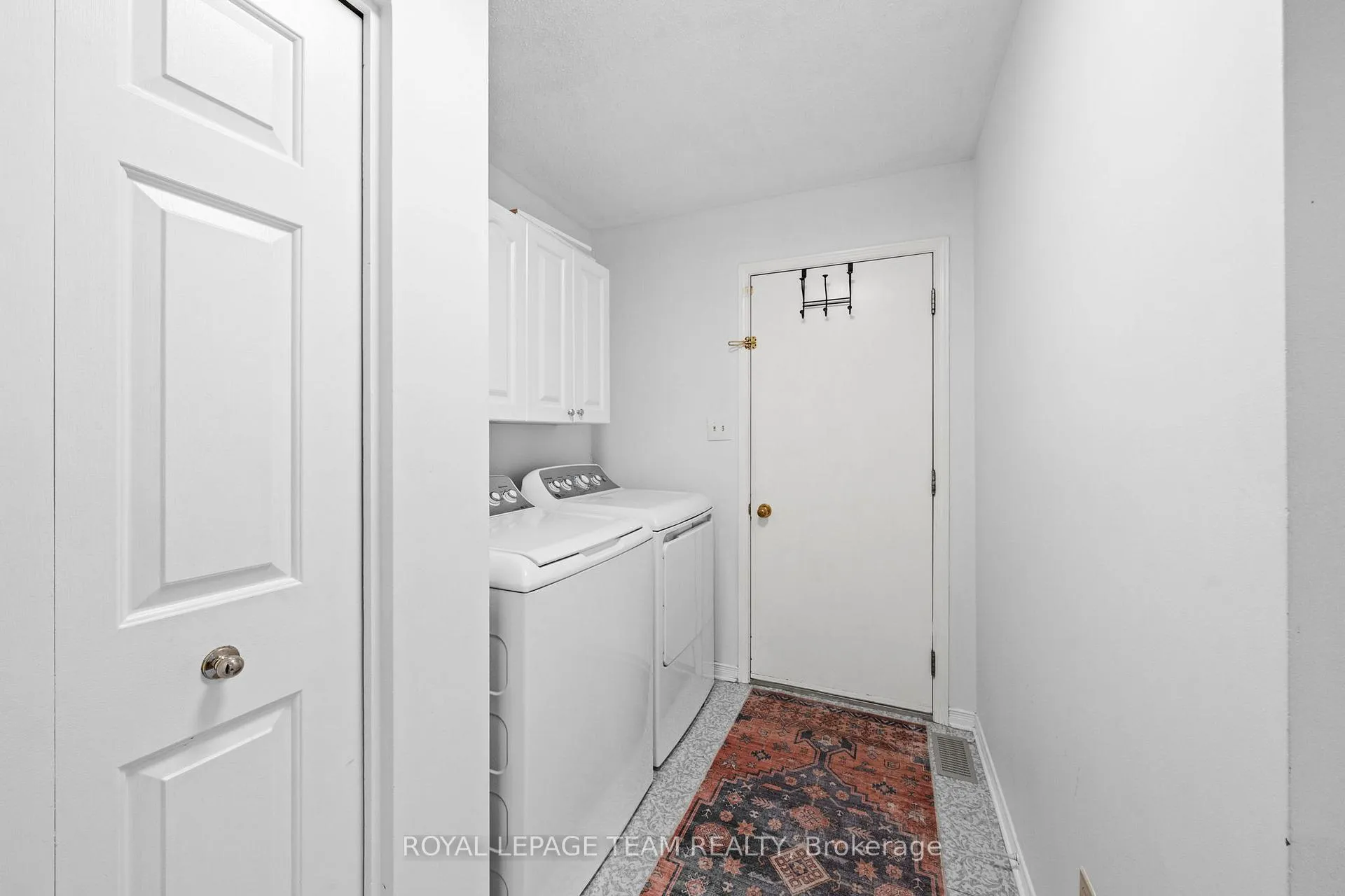 Photo 20 of 230 Allan Street, Smiths Falls — HOMEH