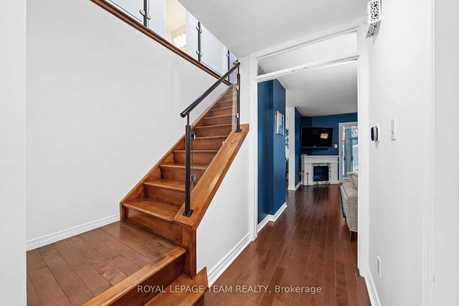 Photo 22 of 230 Allan Street, Smiths Falls — HOMEH