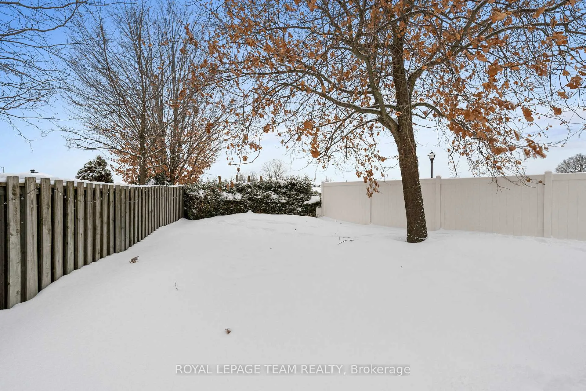 Photo 47 of 230 Allan Street, Smiths Falls — HOMEH