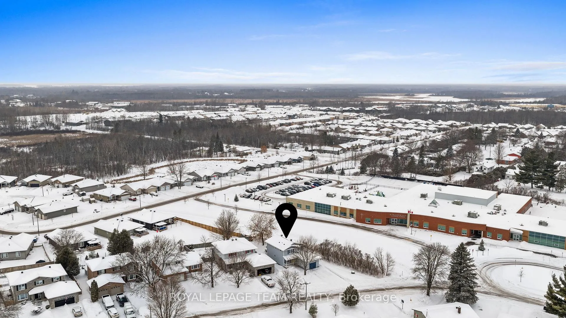 Photo 50 of 230 Allan Street, Smiths Falls — HOMEH