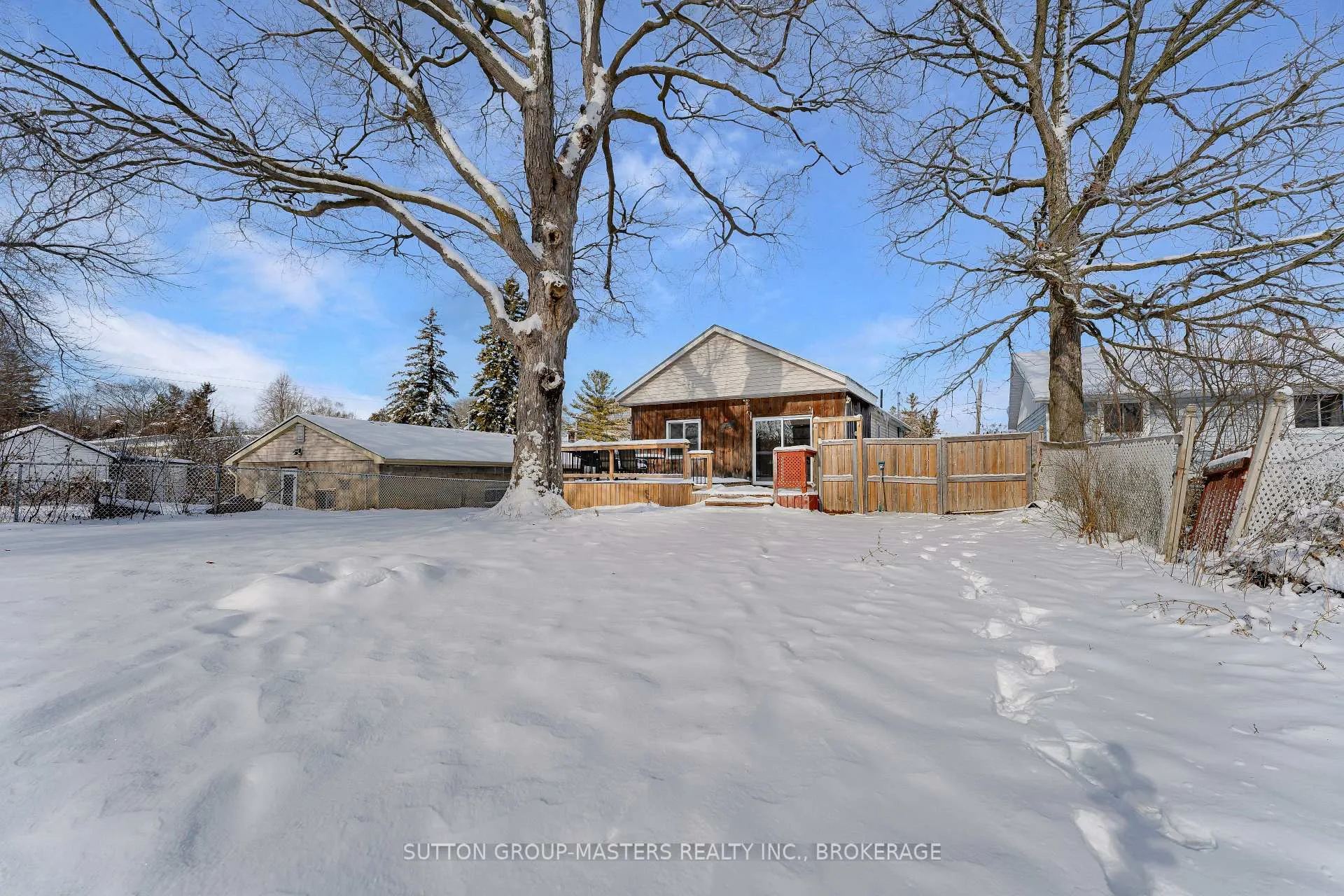 Photo 3 of 18 Greer Street, Kingston, Rideau — HOMEH