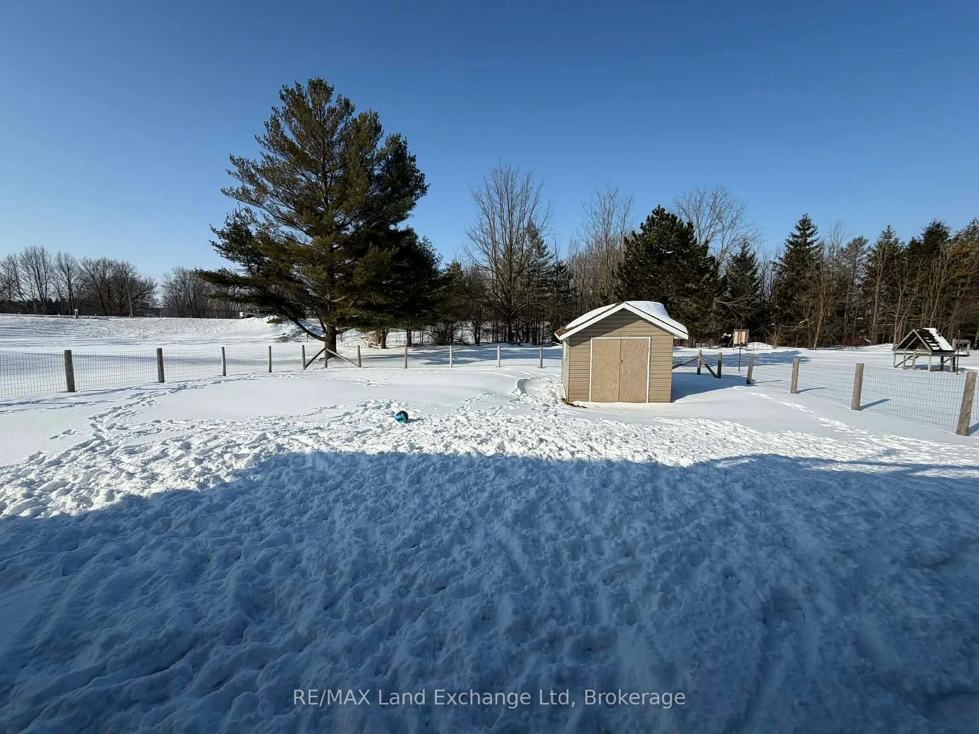 Photo 23 of 246 Diagonal Road, North Huron, Wingham — HOMEH