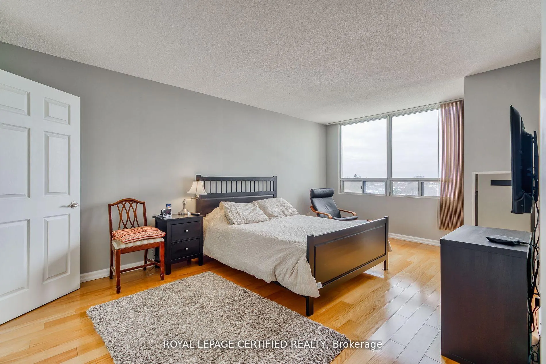 Photo 14 of Unit 505, 320 Mill Street S, Brampton, Brampton South — HOMEH