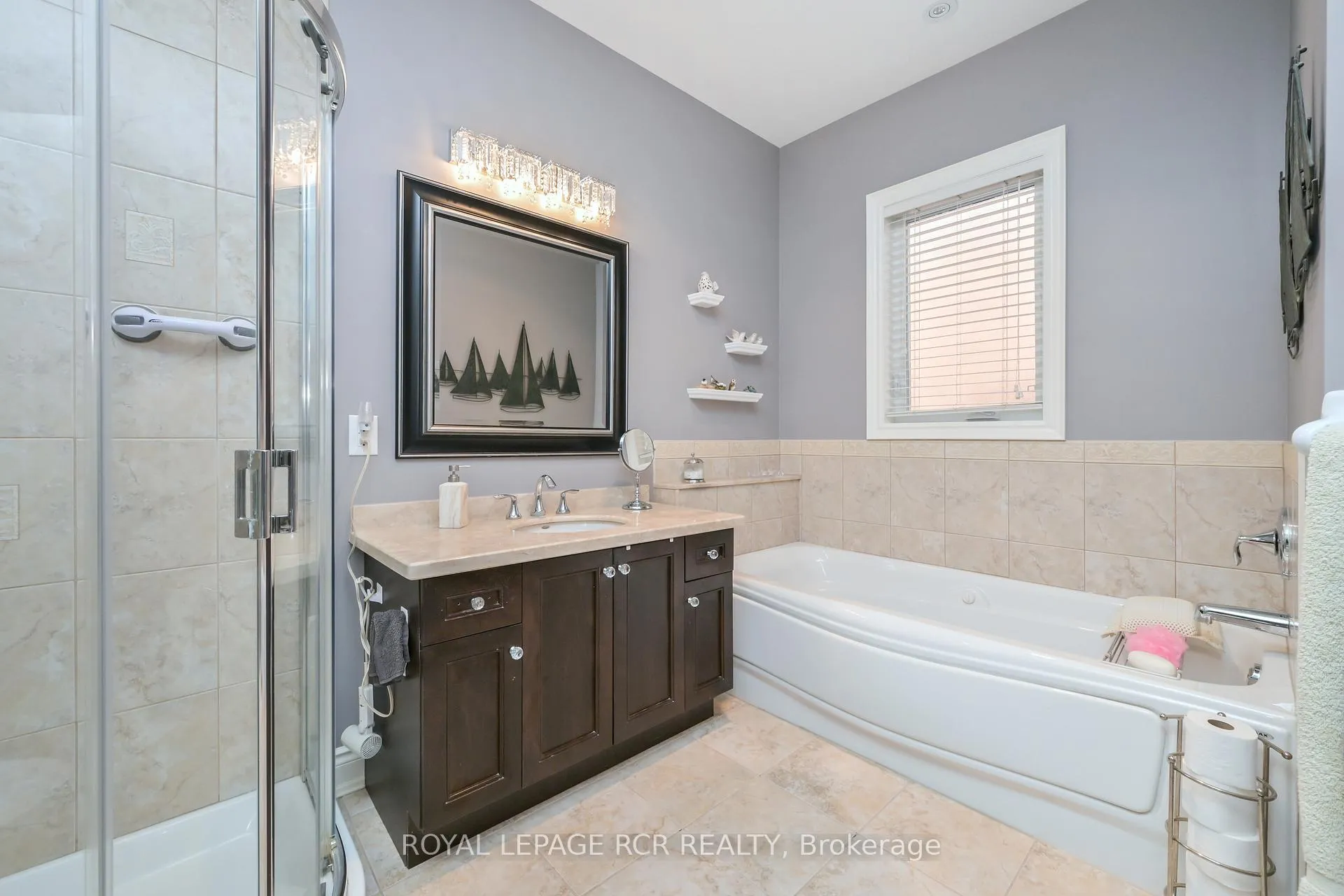 Photo 17 of 141 Ridge Way, New Tecumseth, Alliston — HOMEH