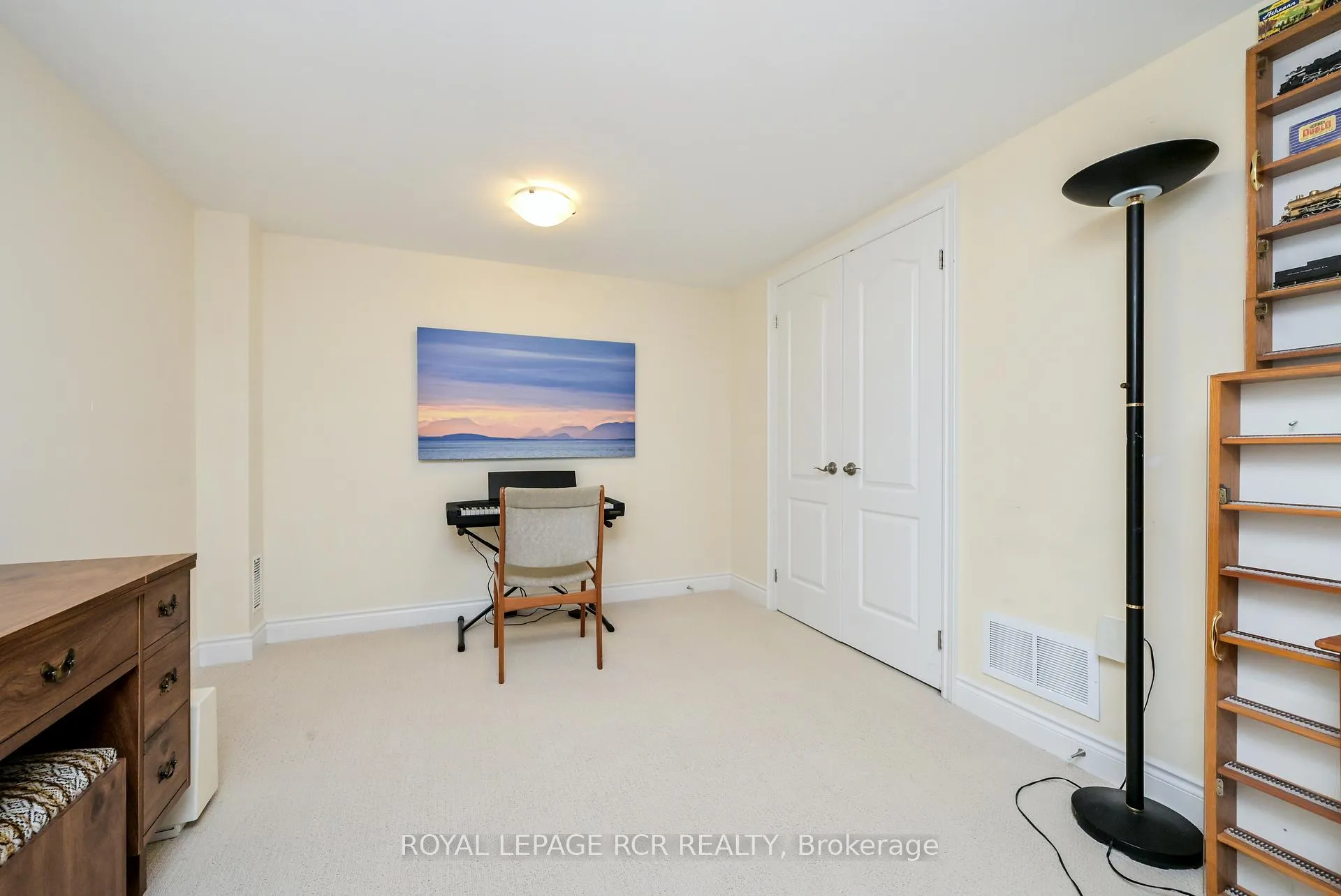 Photo 30 of 141 Ridge Way, New Tecumseth, Alliston — HOMEH