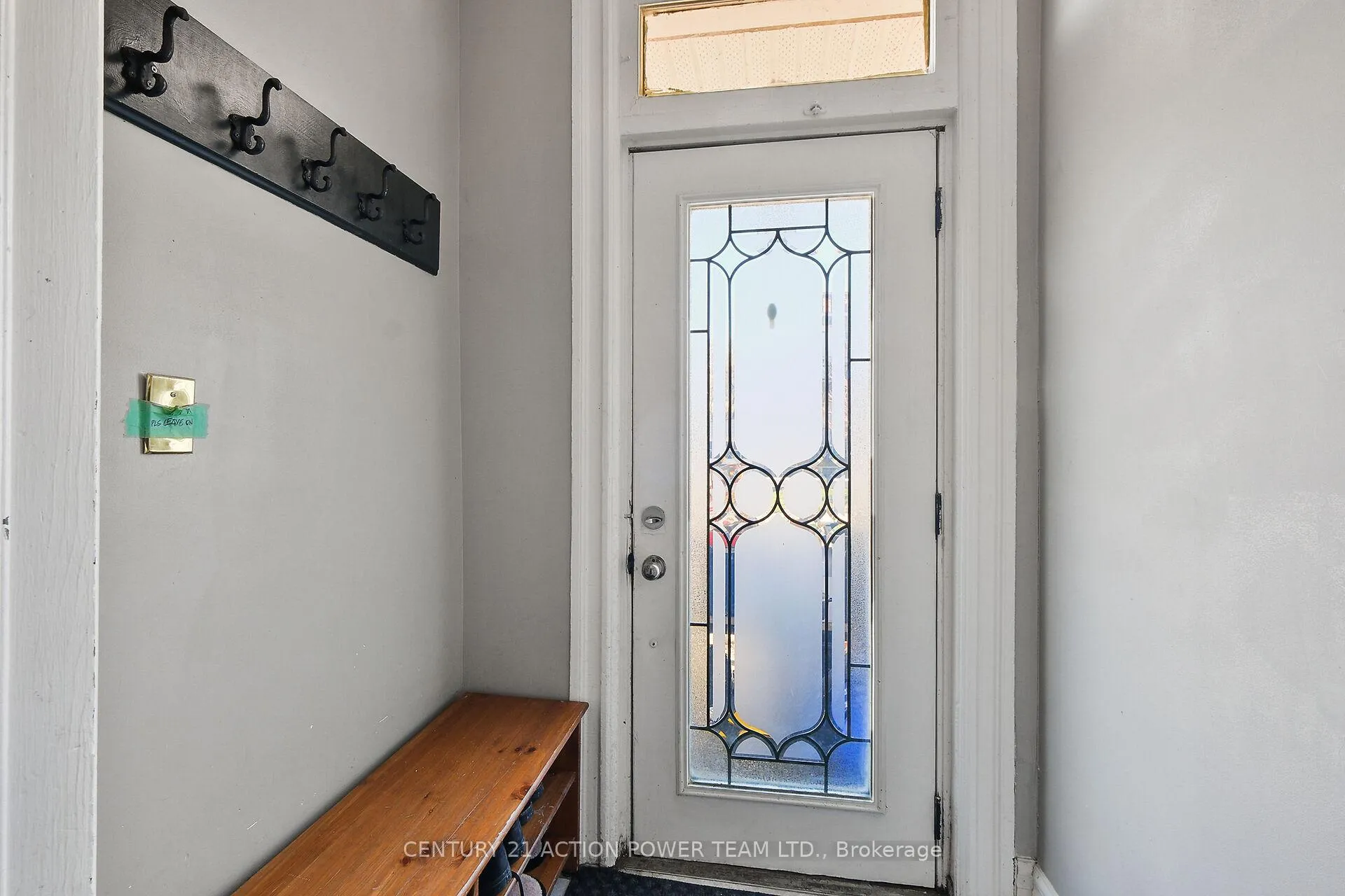 Photo 3 of 10 Lower Charlotte Street, Ottawa, Lower Town — HOMEH
