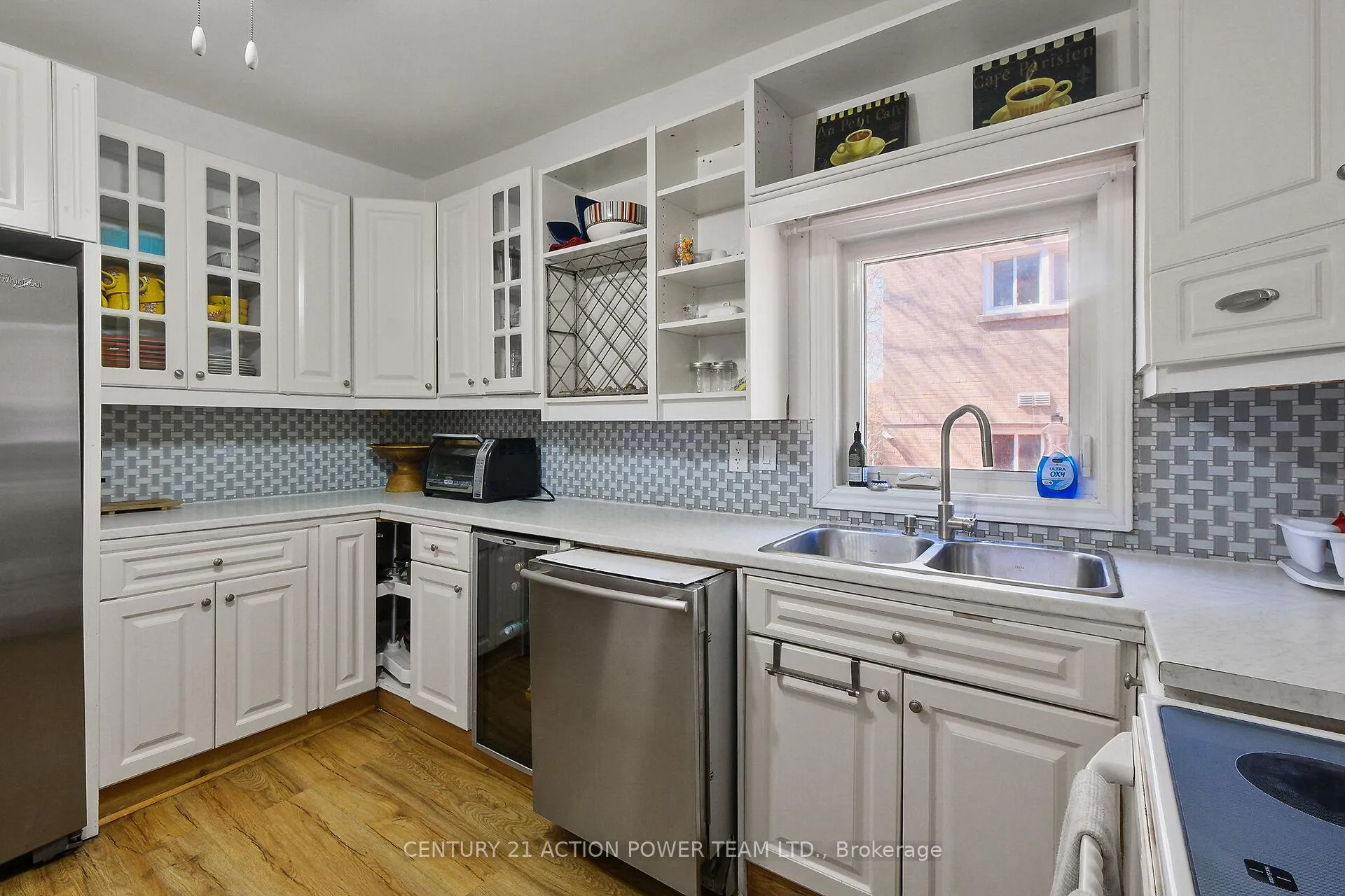 Photo 13 of 10 Lower Charlotte Street, Ottawa, Lower Town — HOMEH