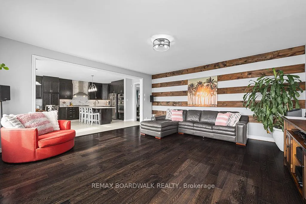 Photo 15 of 353 Sweetclover Way, Ottawa, Avalon West — HOMEH